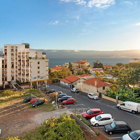 Dfm Happy Days D - Funchal Apartment Екстериор снимка