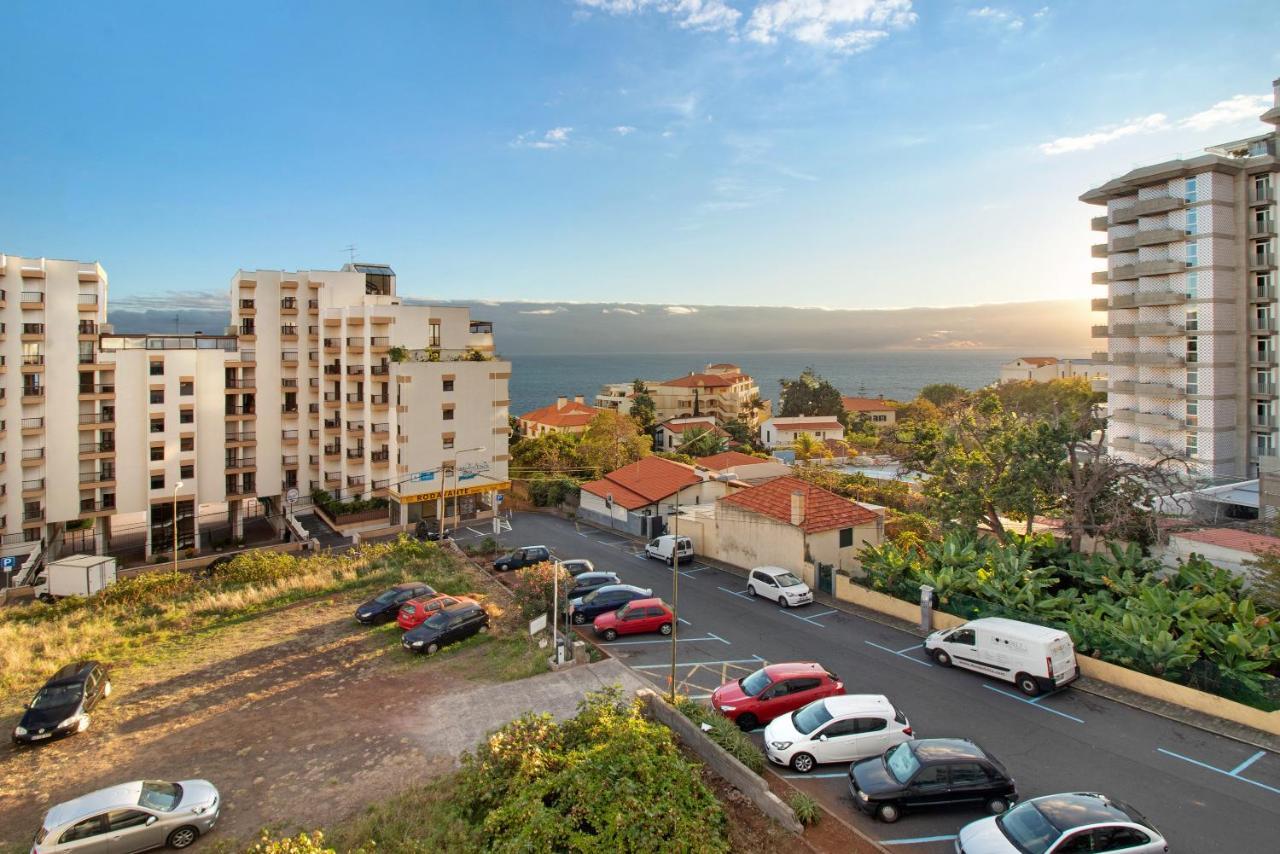 Dfm Happy Days D - Funchal Apartment Екстериор снимка