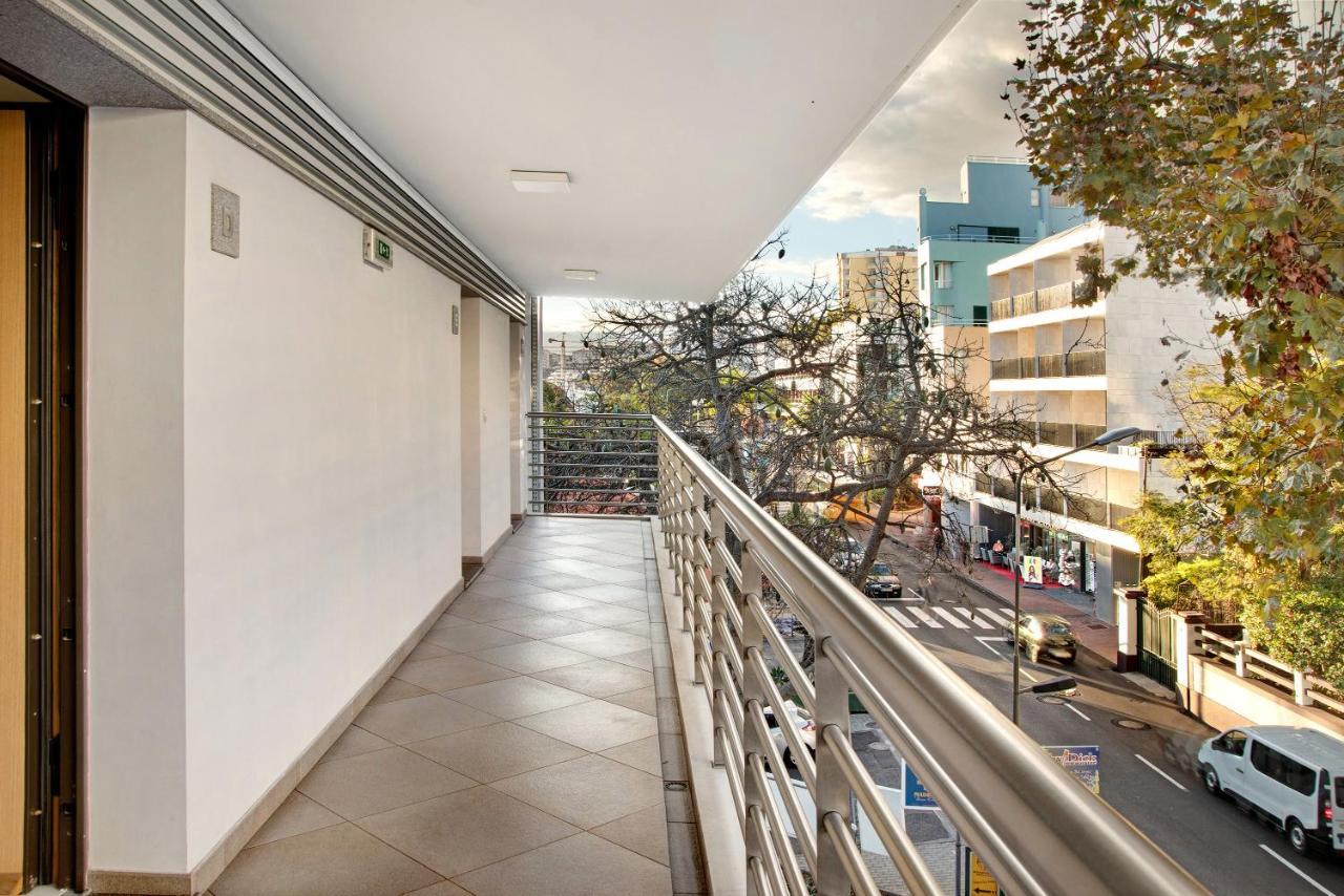 Dfm Happy Days D - Funchal Apartment Екстериор снимка